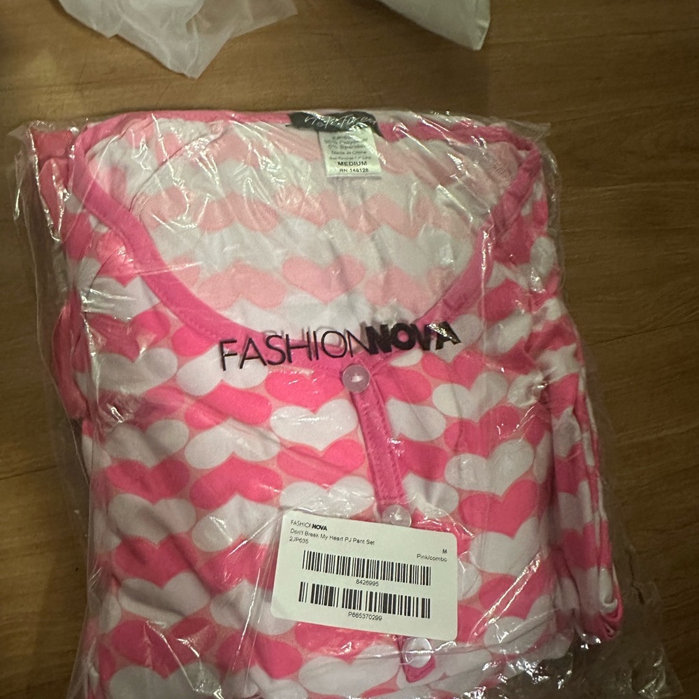 Fashion Nova Pink and White Heart Lounge Set